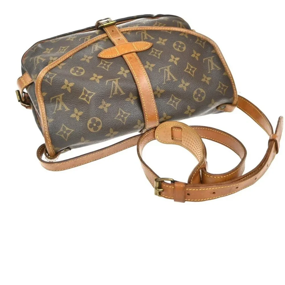 LOUIS VUITTON Logo Saumur 30 Shoulder Bag Monogram Leather Brown - Picture 5 of 16